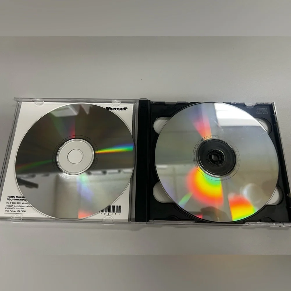 Microsoft Flight Simulator 2000 (PC, 1999) 2 Disk CD-ROM